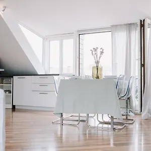  Apartment Residenz Panorama - Einzigartiges Loft Im Herzen Von Mit 2 Balkonen Und Panorama-aussicht!